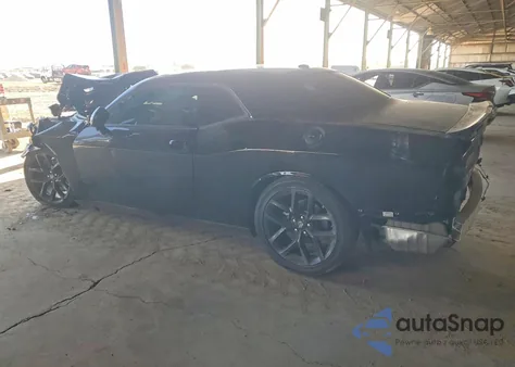 2022 Dodge Challenger Gt z USA, uszkodzony, nr VIN 2C3CDZJG9NH210864